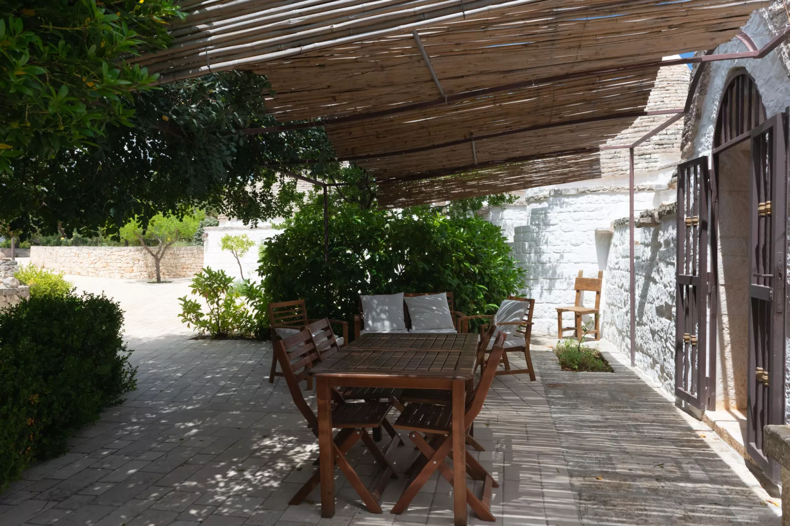 Trulli Azzalema Cisternino-Terrasbalkon