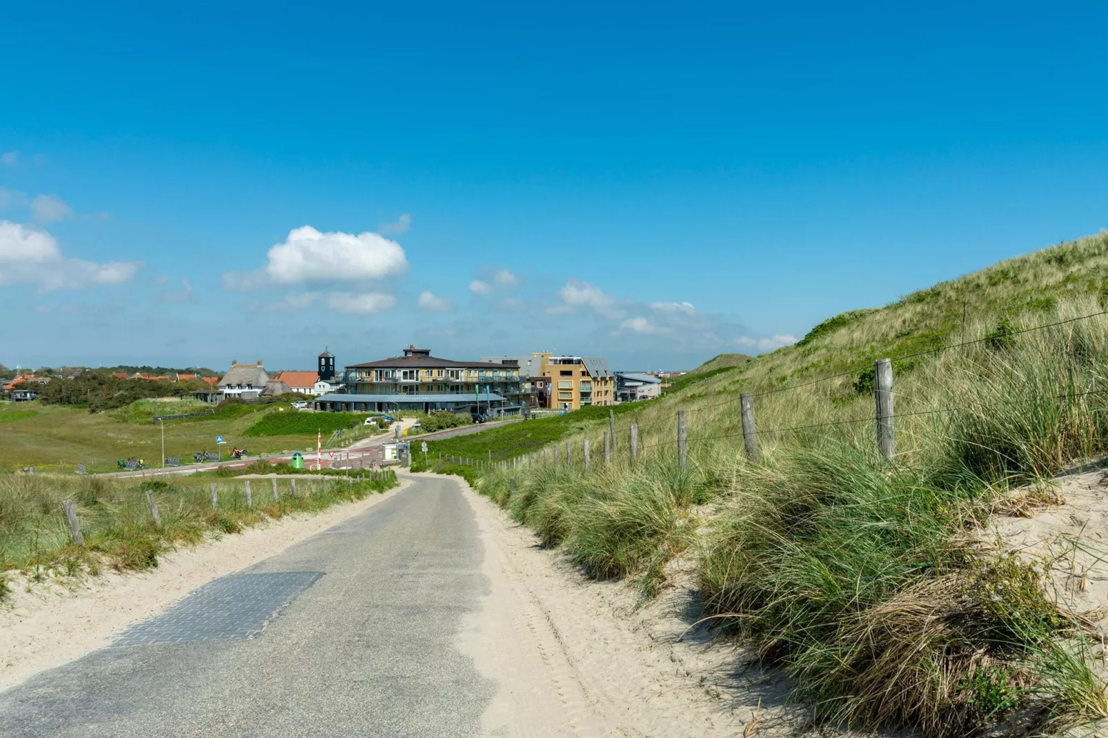 Wijde Blick 208-Buitenkant zomer