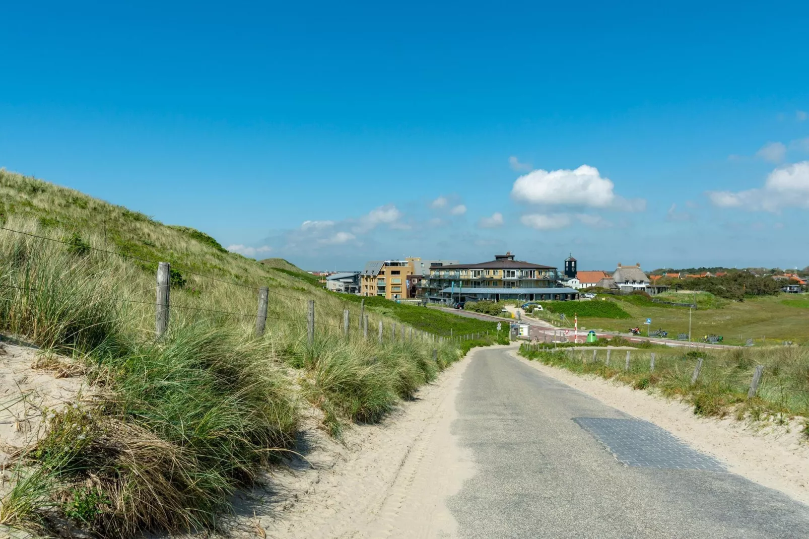 Wijde Blick 208-Buitenkant zomer