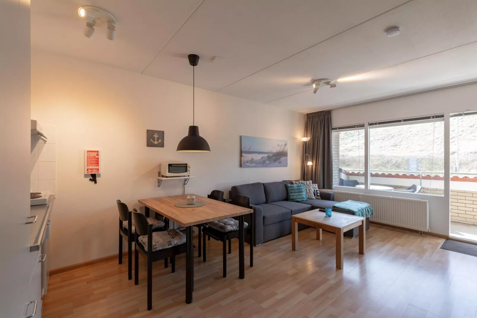 Beach Appartement 25-Eetkamer