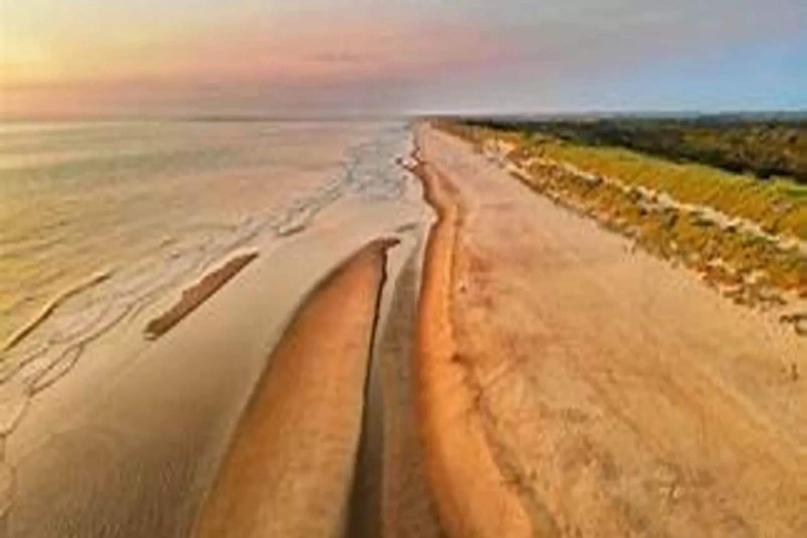 Strandhuys Alikruik-Buitenkant zomer