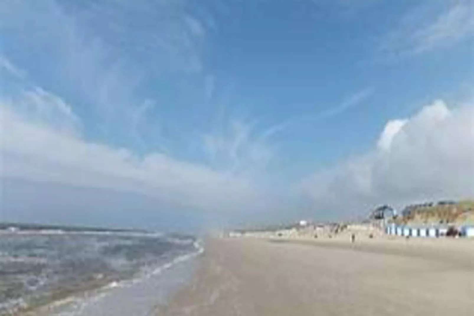 Strandhuys Alikruik-Buitenkant zomer