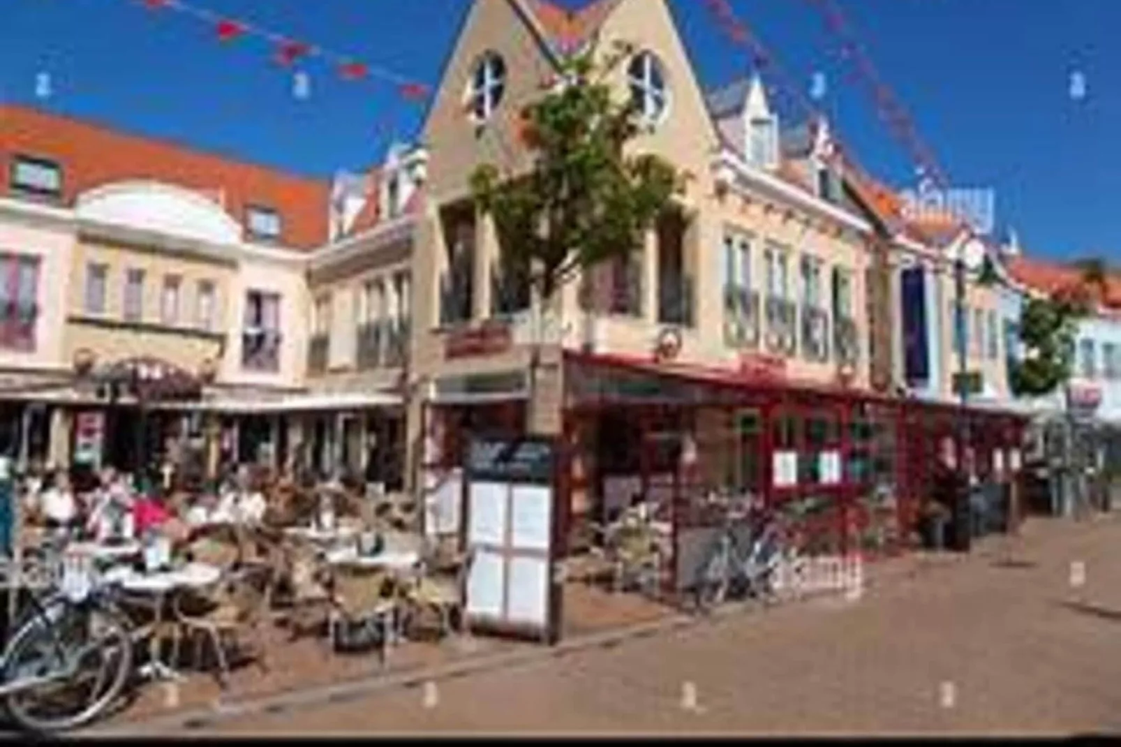 Strandhuys Mossel-Buitenkant zomer