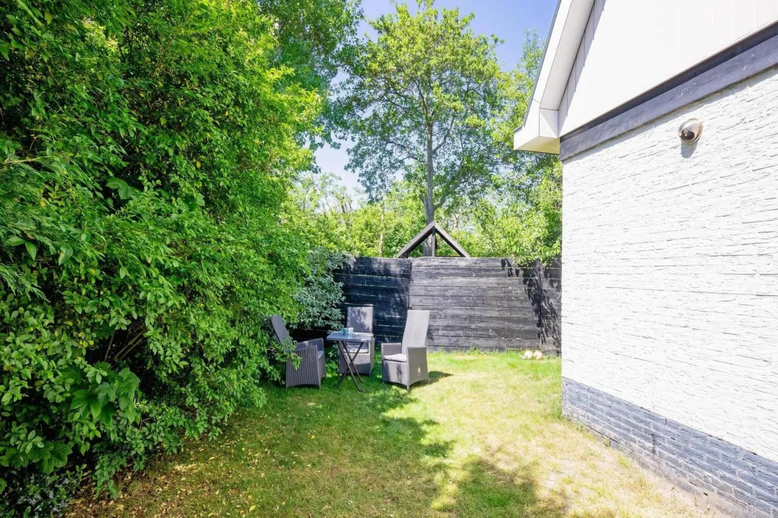 Strandhuys Oester-Buitenkant zomer