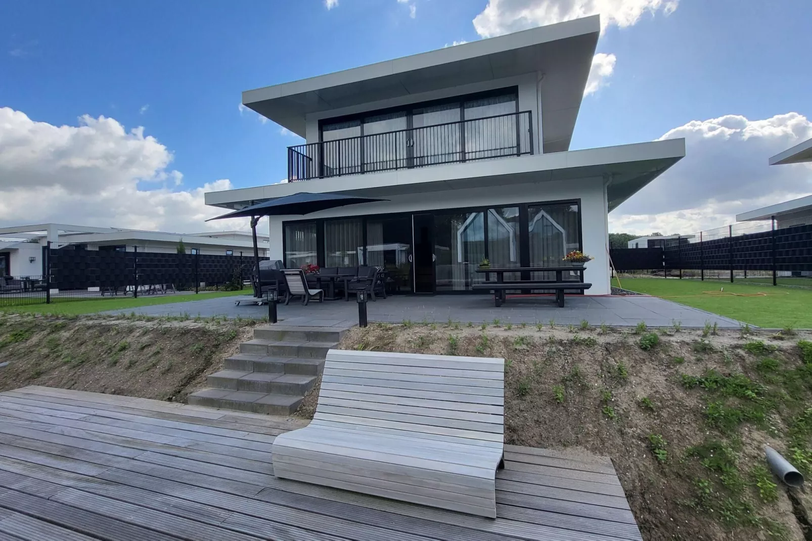 Watervilla Harderwold 577a-Buitenkant zomer