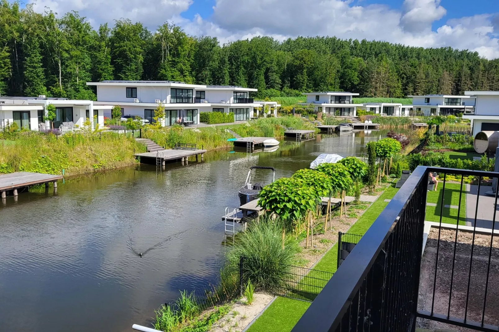 Watervilla Harderwold 577a-Uitzicht zomer