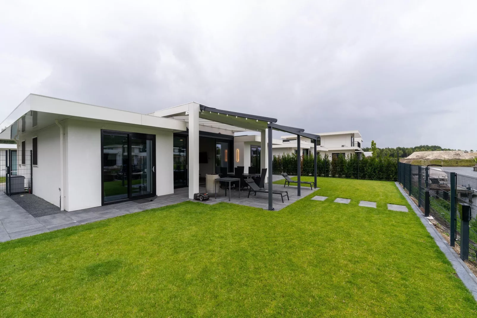 Harderwold Villa Bloem 358A-Tuinen zomer