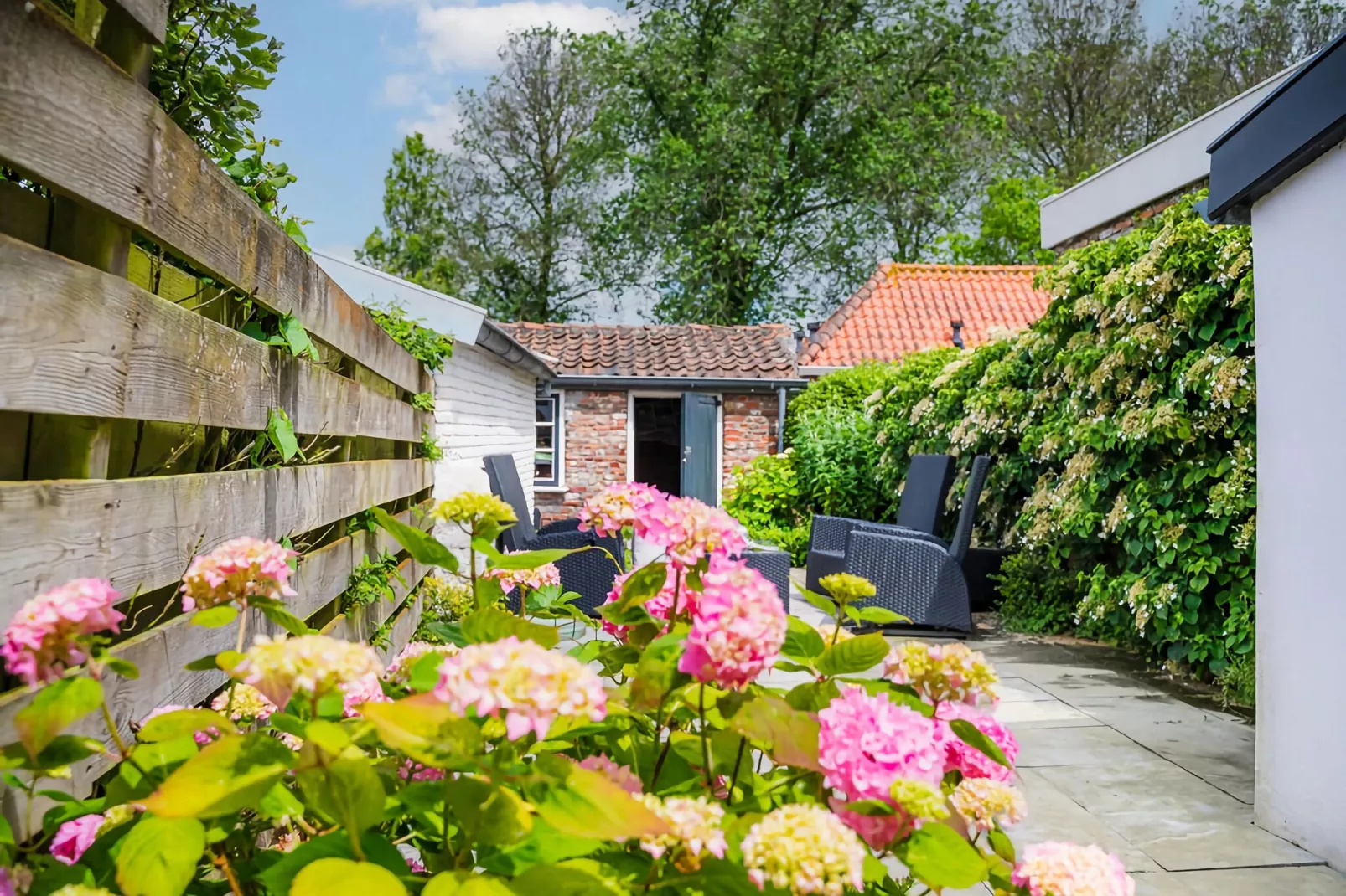 Vissershuisje Veere-Tuinen zomer