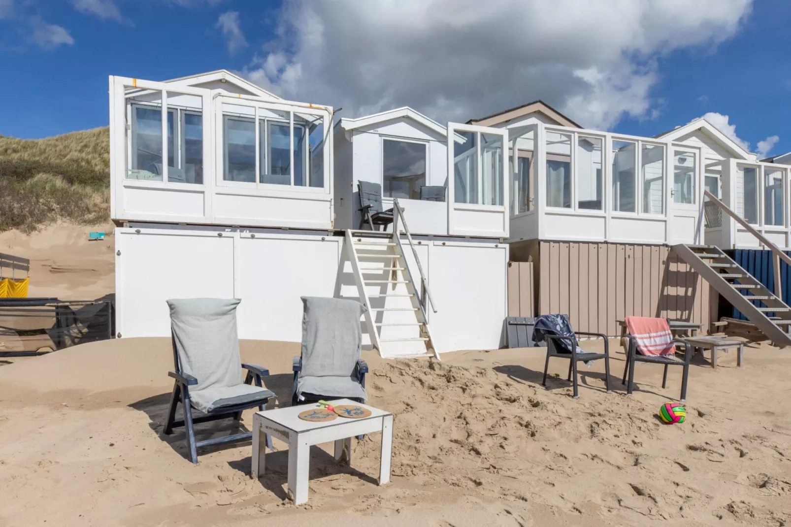 Strand Dishoek 345/346-Tuinen zomer