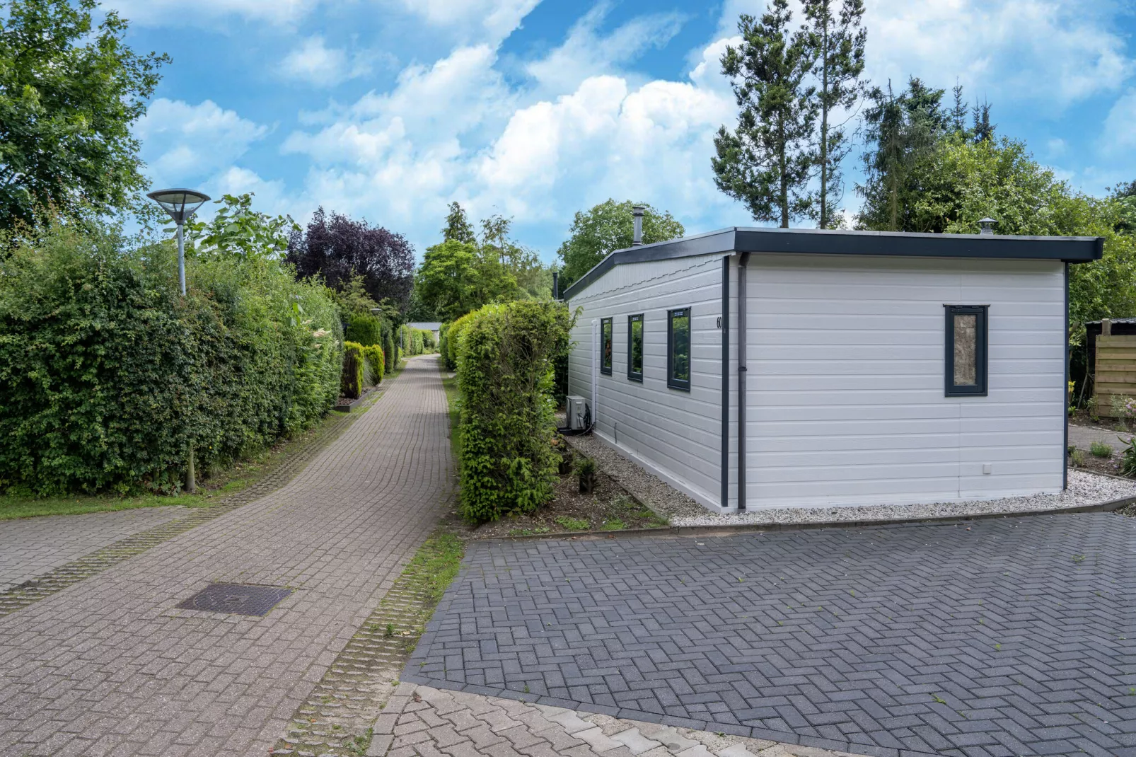 Huisje 60 Stegeren-Buitenkant zomer