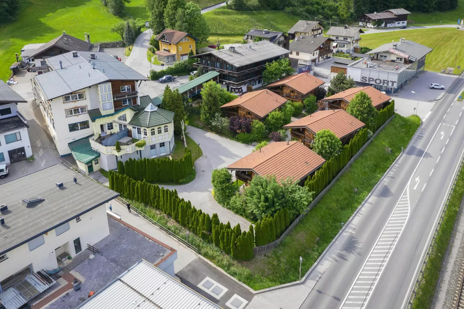 Chalets Almdorf Zillertal Fügen-Haus 4 Personen-Gebieden zomer 1km