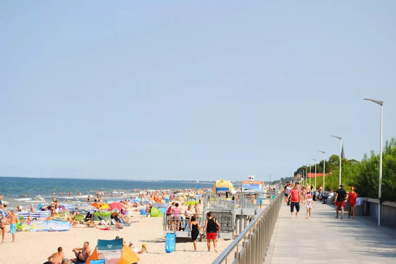 Domki wakacyjne RAFA dla 4 osób Sarbinowo-Gebieden zomer 5km