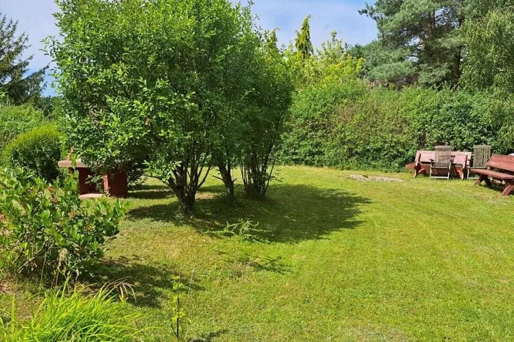 Holiday home in Dobrogoszcz-Tuinen zomer