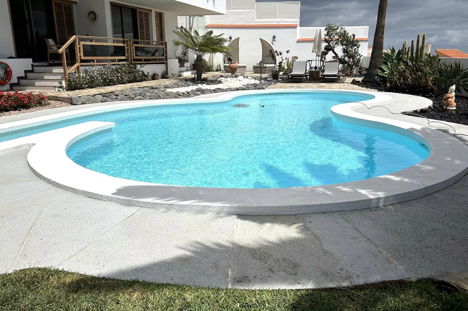 poolofhouse