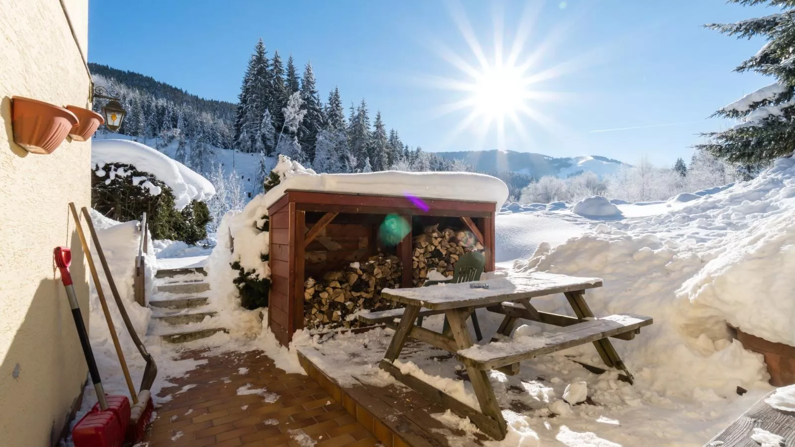 Haus Weissbach-Tuin winter