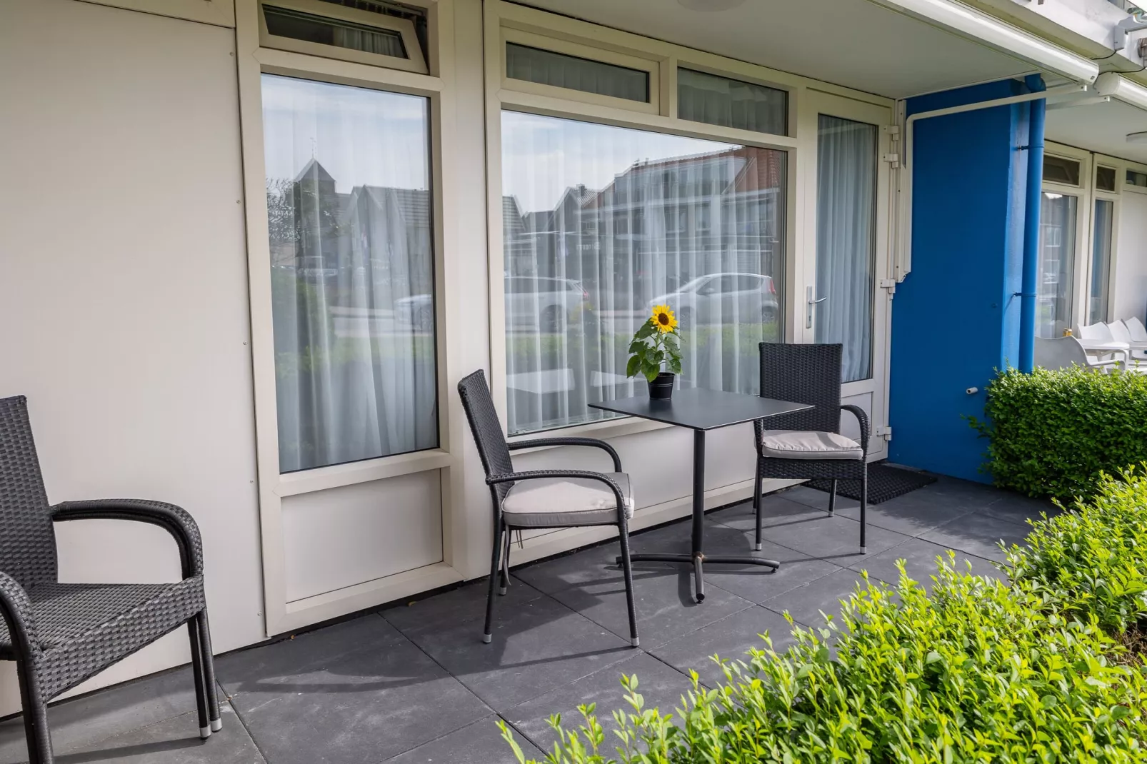 Kurhaus- appartement 5 Zoutelande-Buitenkant zomer