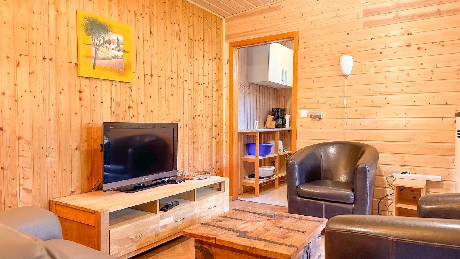 Wood Cabin-Woonkamer