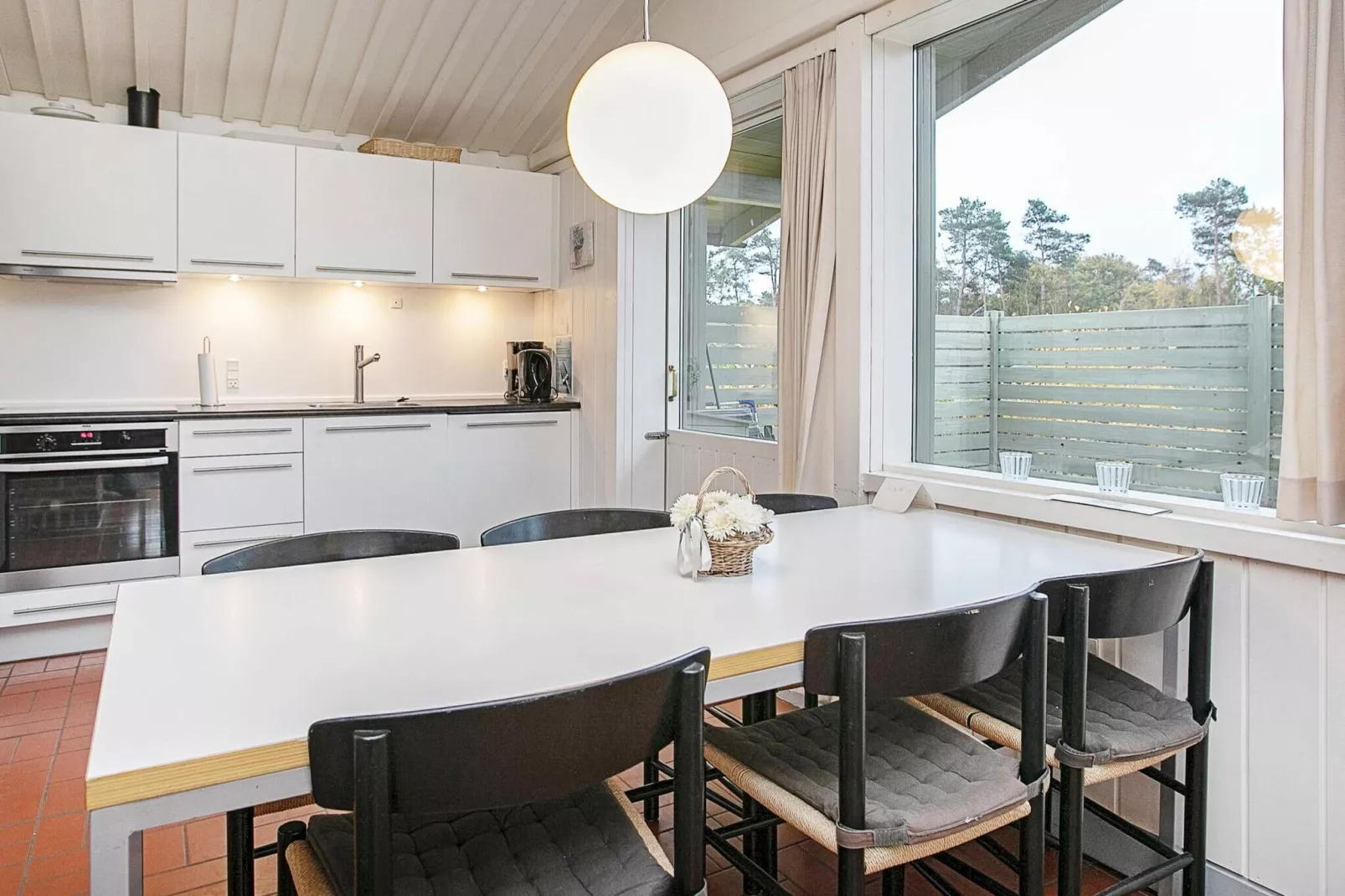 3 room,w/partially seaview,renovated-Binnen