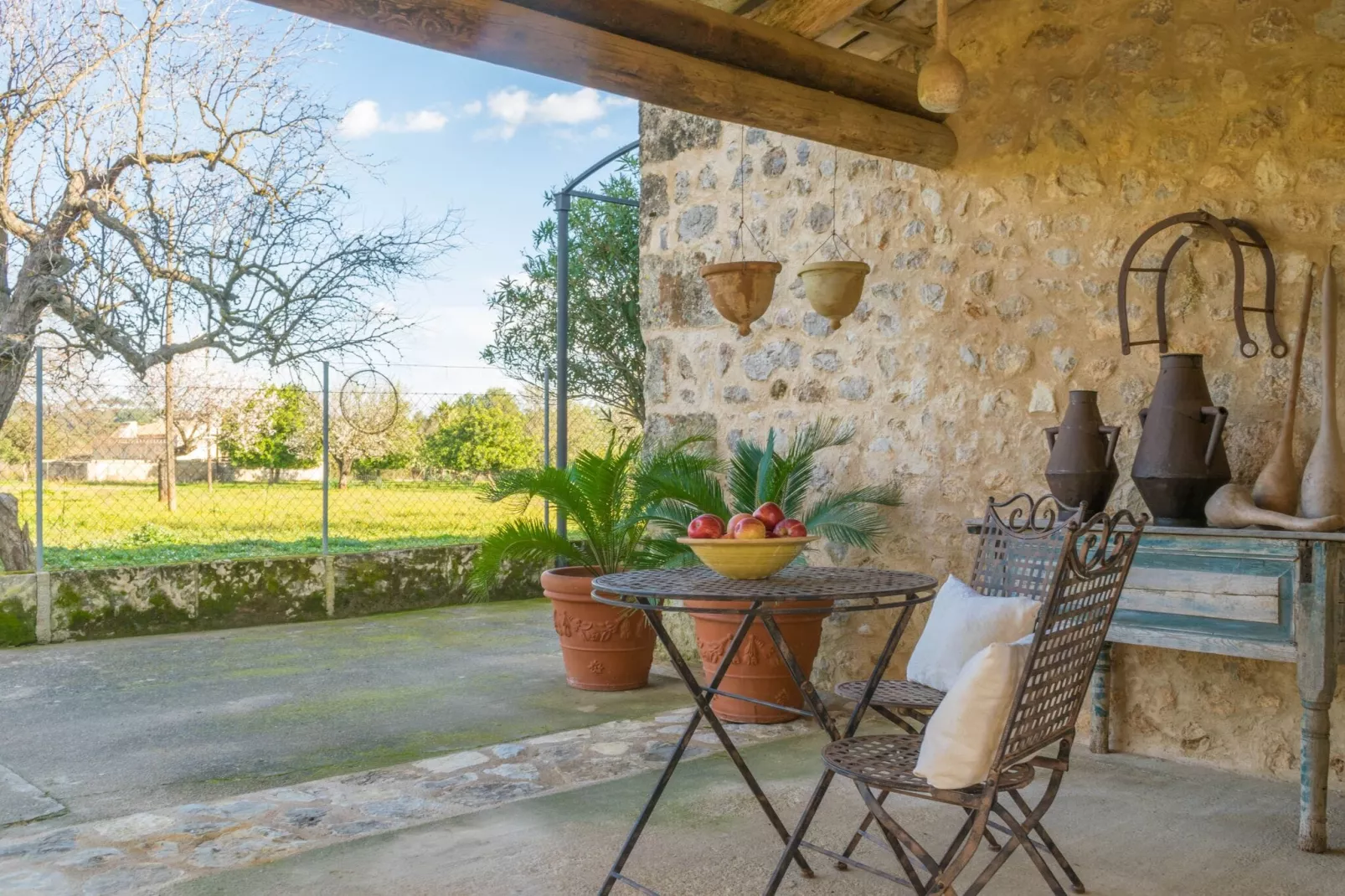 S'hort Des CapellÀ Verona-Buitenkant zomer