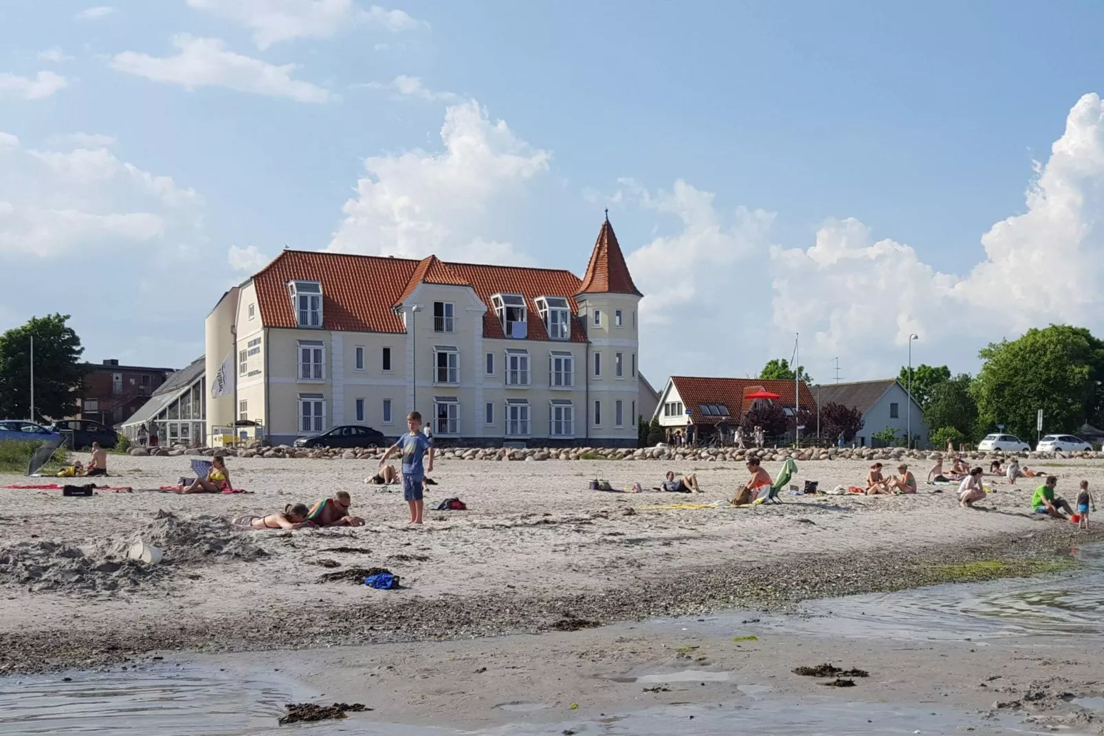 1 room w/seaview-Waterzicht