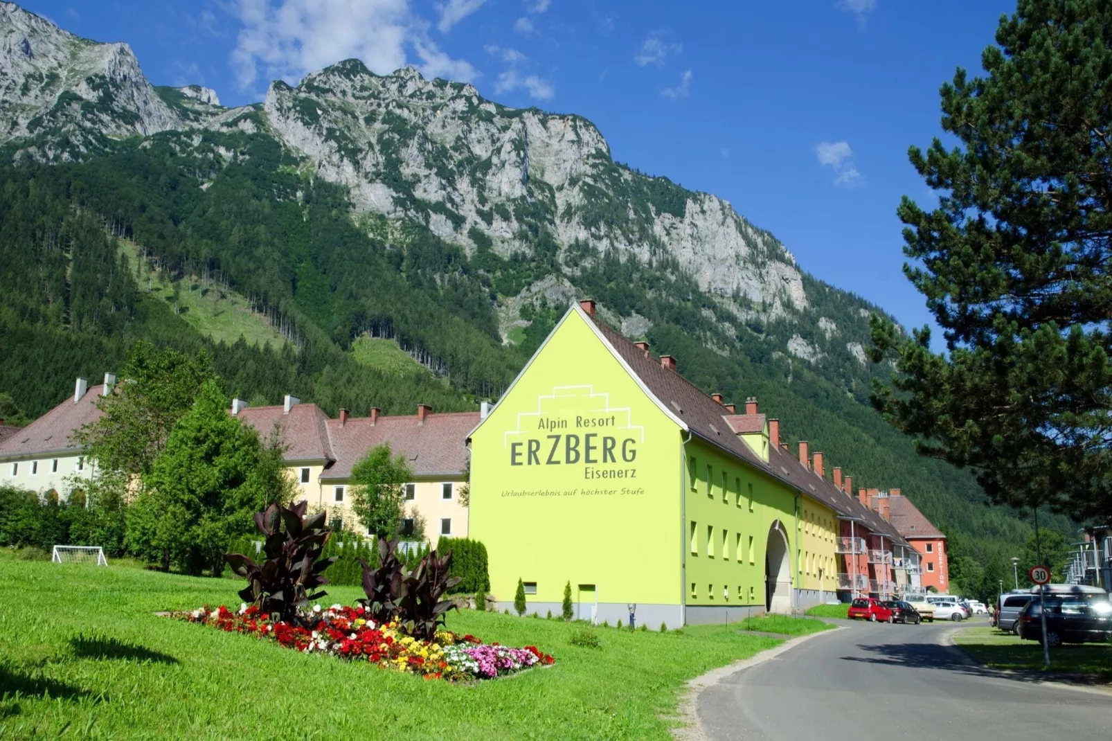 Erzberg Alpin Resort 5-Buitenkant zomer