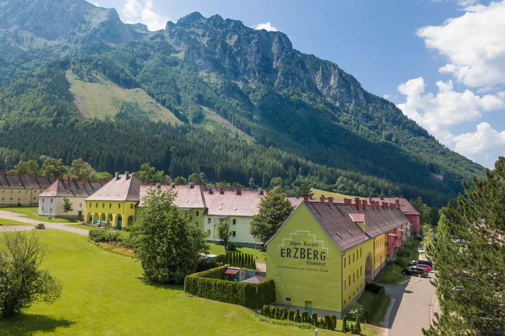 Erzberg Alpin Resort  4-Buitenkant zomer