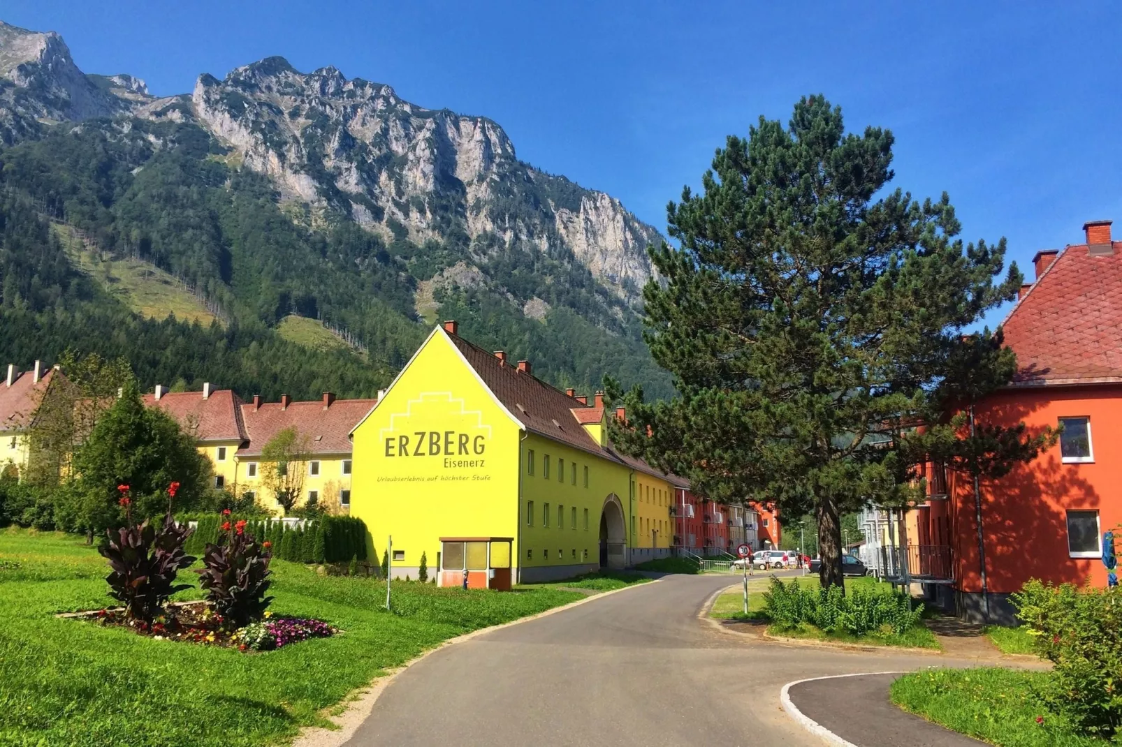 Erzberg Alpin Resort  35-Buitenkant zomer