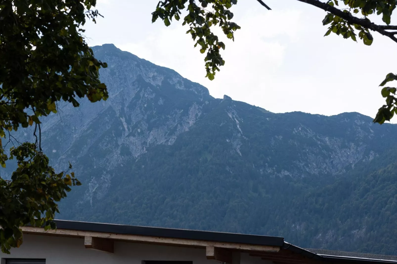 Bauernhaus Untermoos-Uitzicht zomer