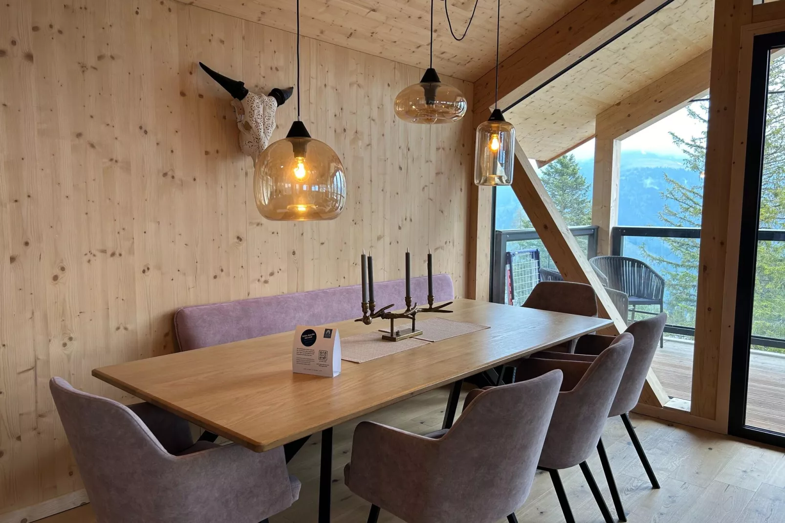 Naturchalets Turracher Höhe 6-Eetkamer