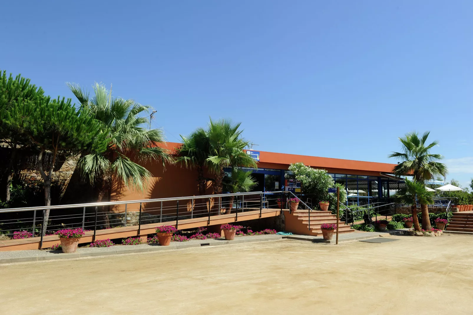 Camping del Mar BUNGALOW MADERA 5P-Parkfaciliteiten