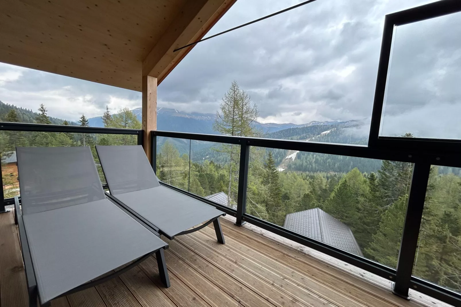 Naturchalets Turracher Höhe 3-Terrasbalkon