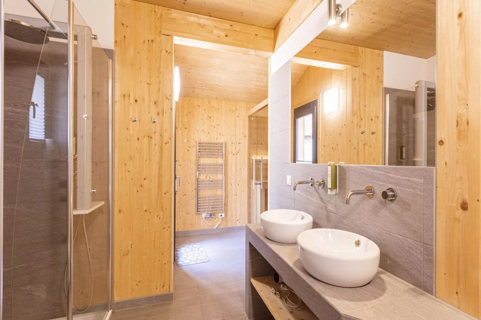 Alpenchalets Reiteralm 12-Badkamer