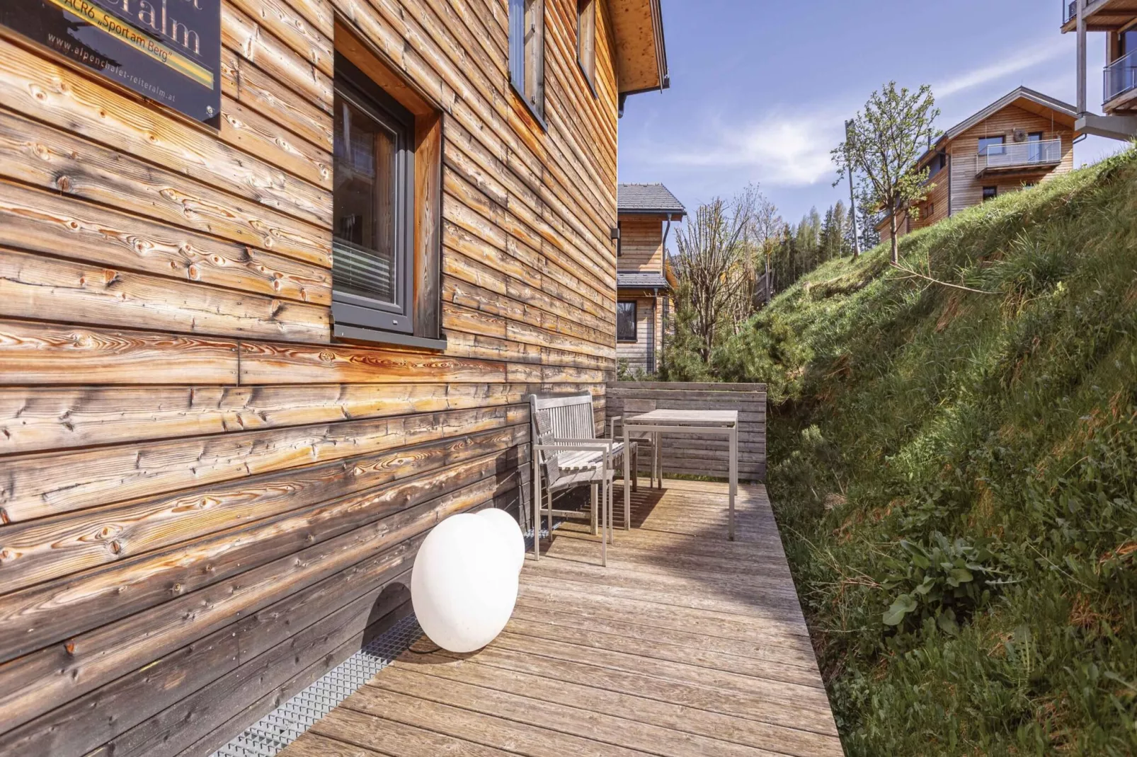 Alpenchalets Reiteralm 8-Terrasbalkon