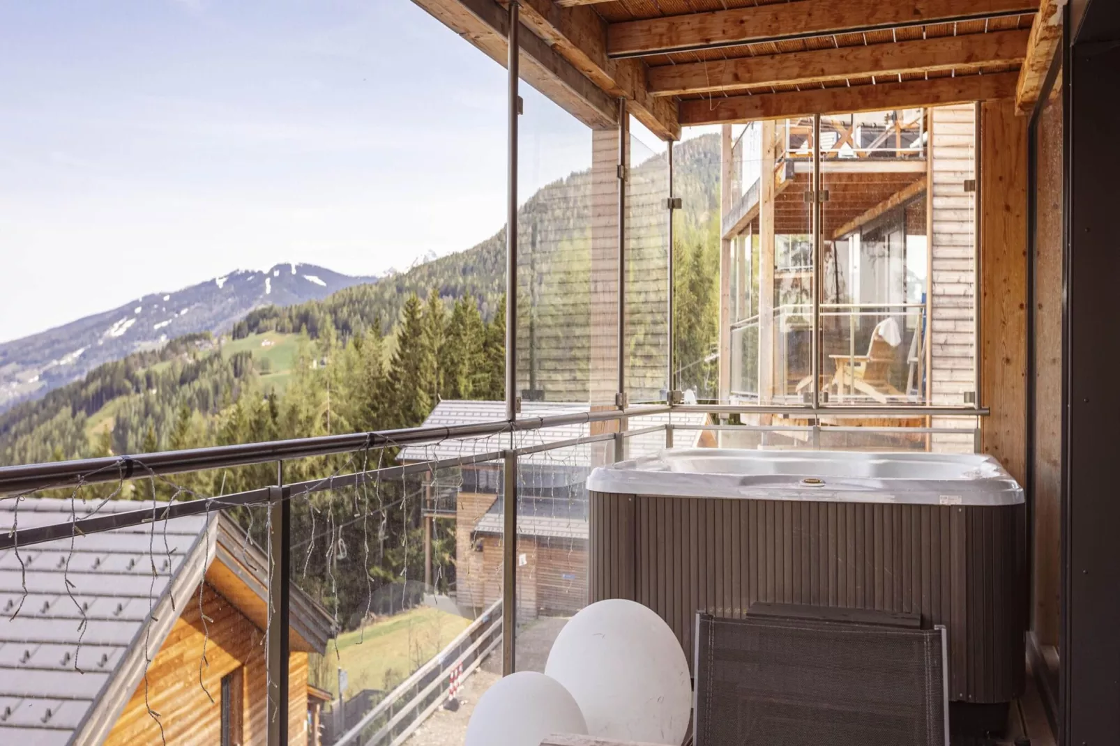 Alpenchalets Reiteralm 8-Terrasbalkon