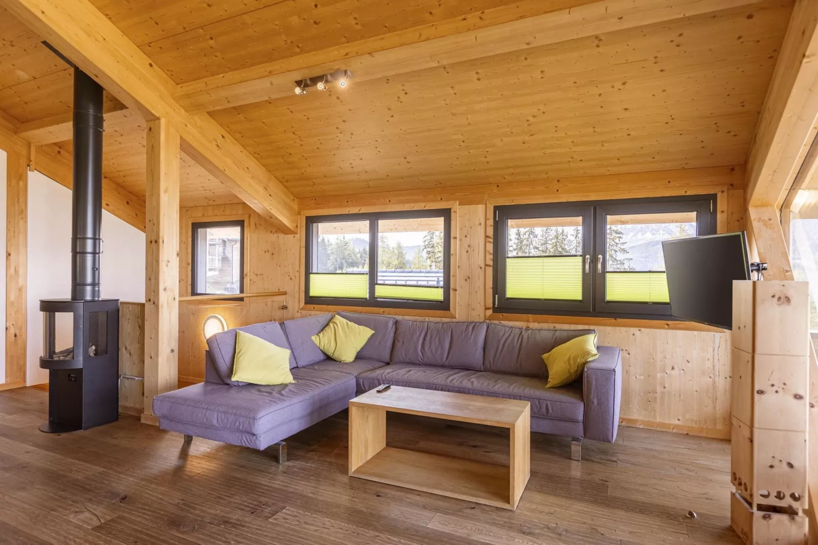 Alpenchalets Reiteralm 11-Woonkamer