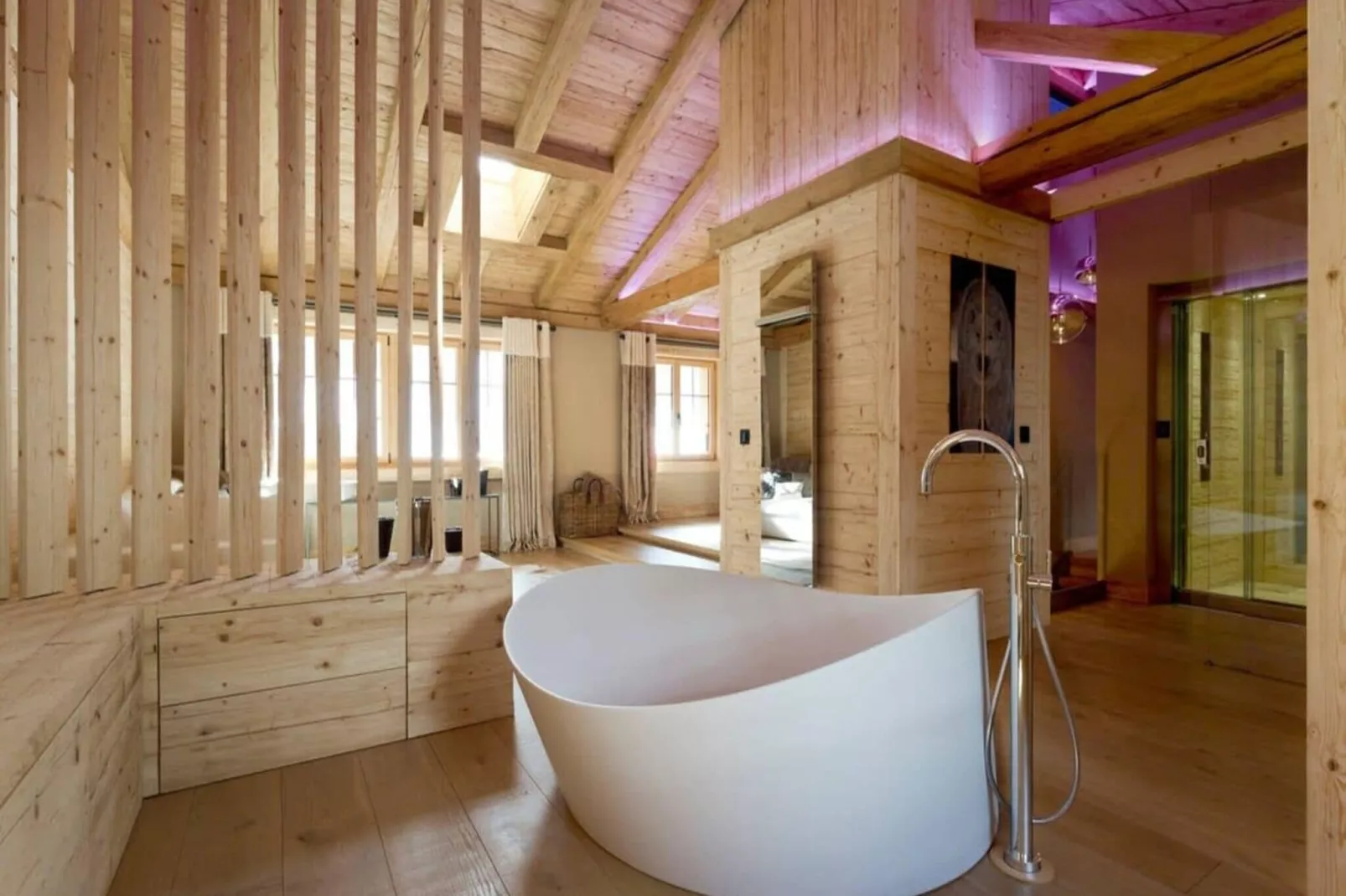 Super private Luxury Chalet with Hotel facilities-Badkamer