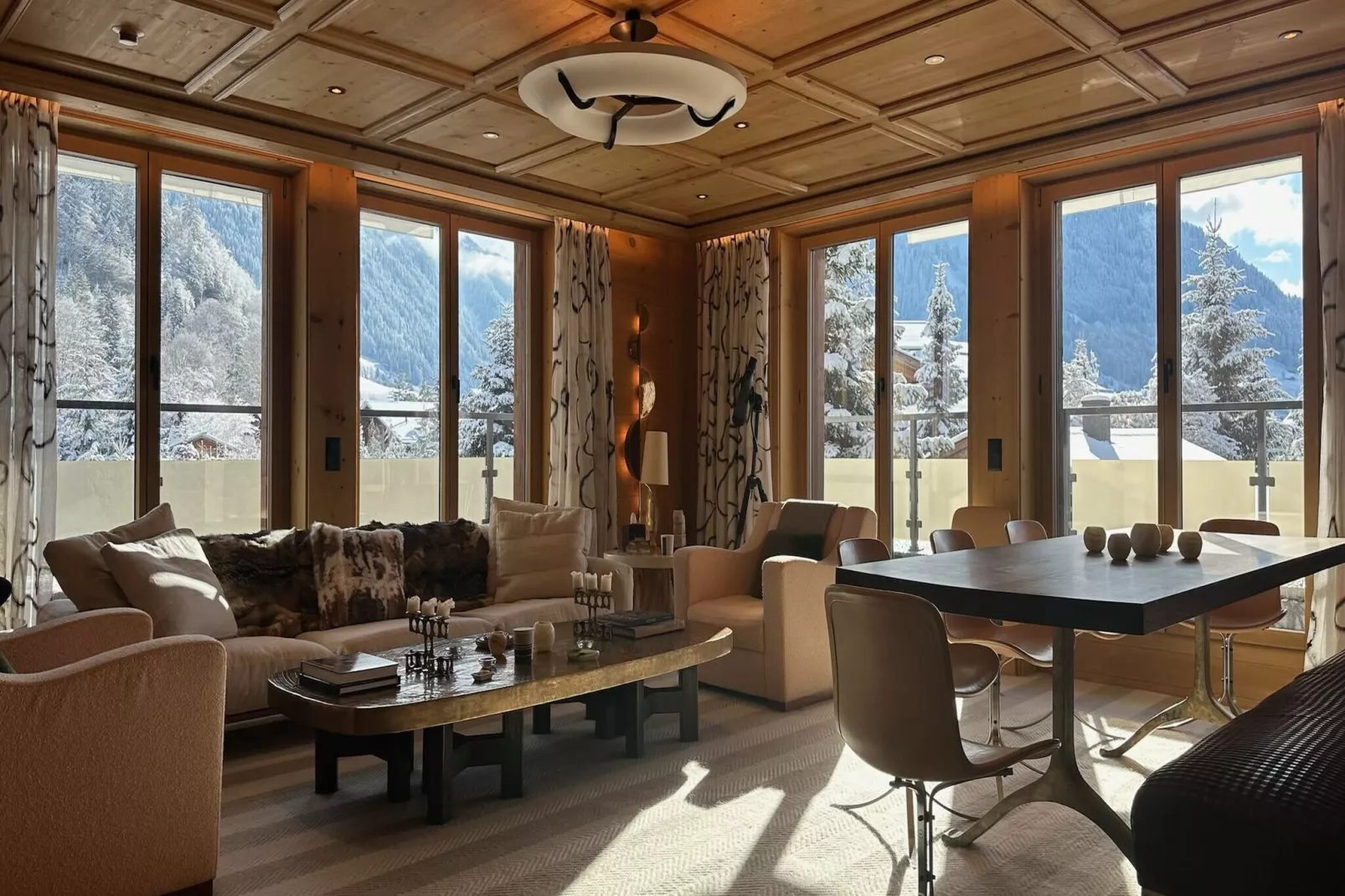 Luxurious Alpine Flat With Hotel Amenities