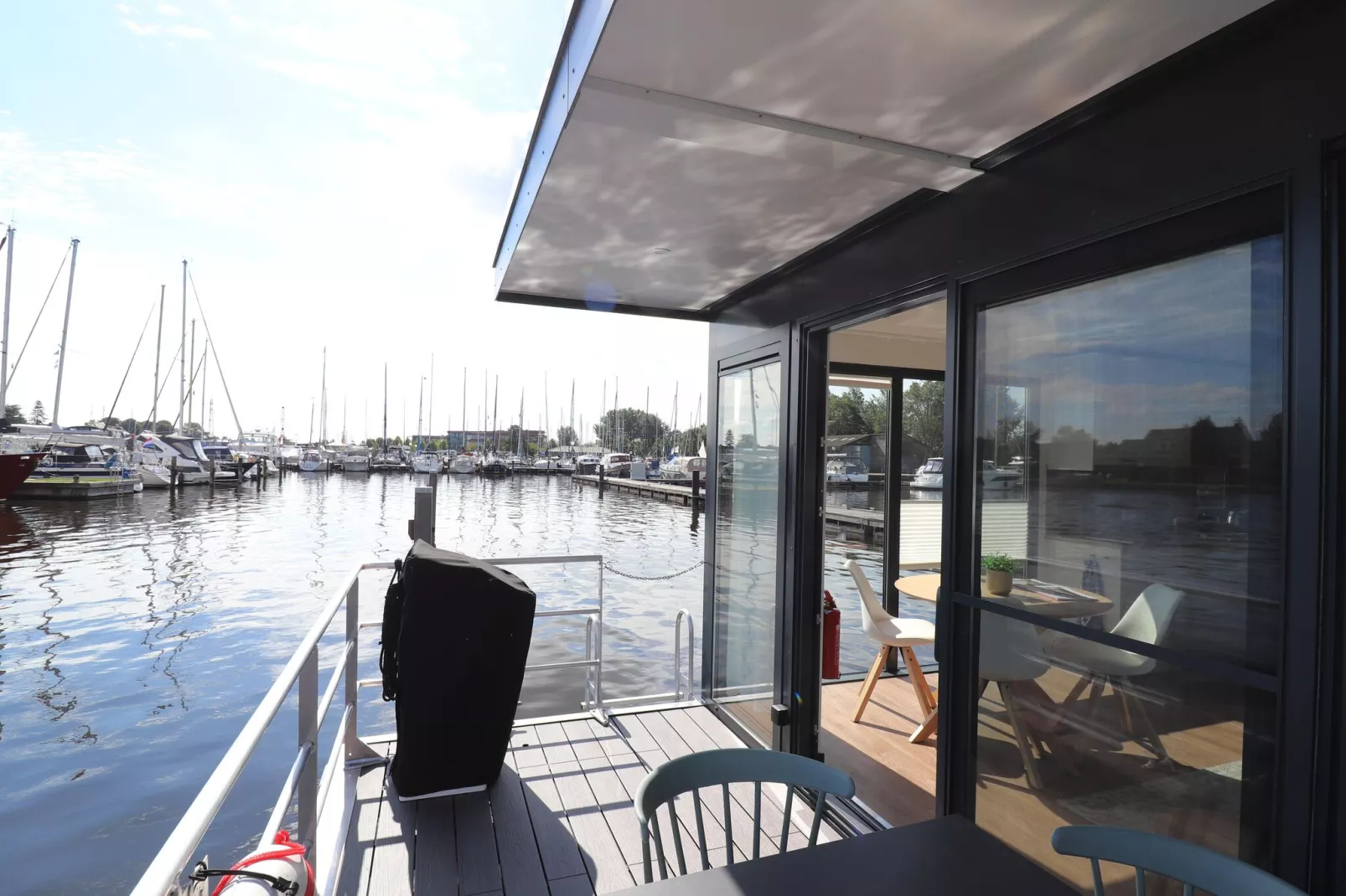 Houseboat Refugio-Terrasbalkon