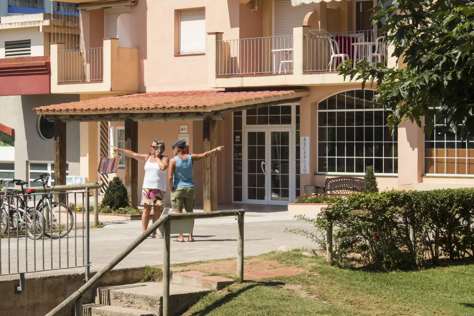 APARTAMENTOS COMTE D'EMPURIES B24-Hal-ontvangst