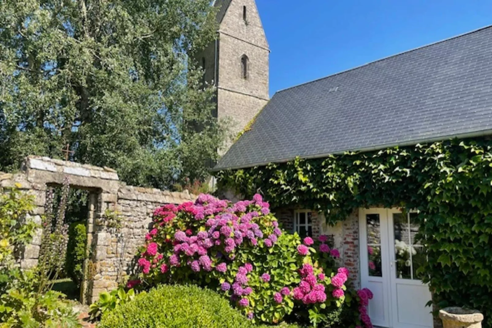 Vakantiehuis in Houtteville met tuin-Tuinen zomer