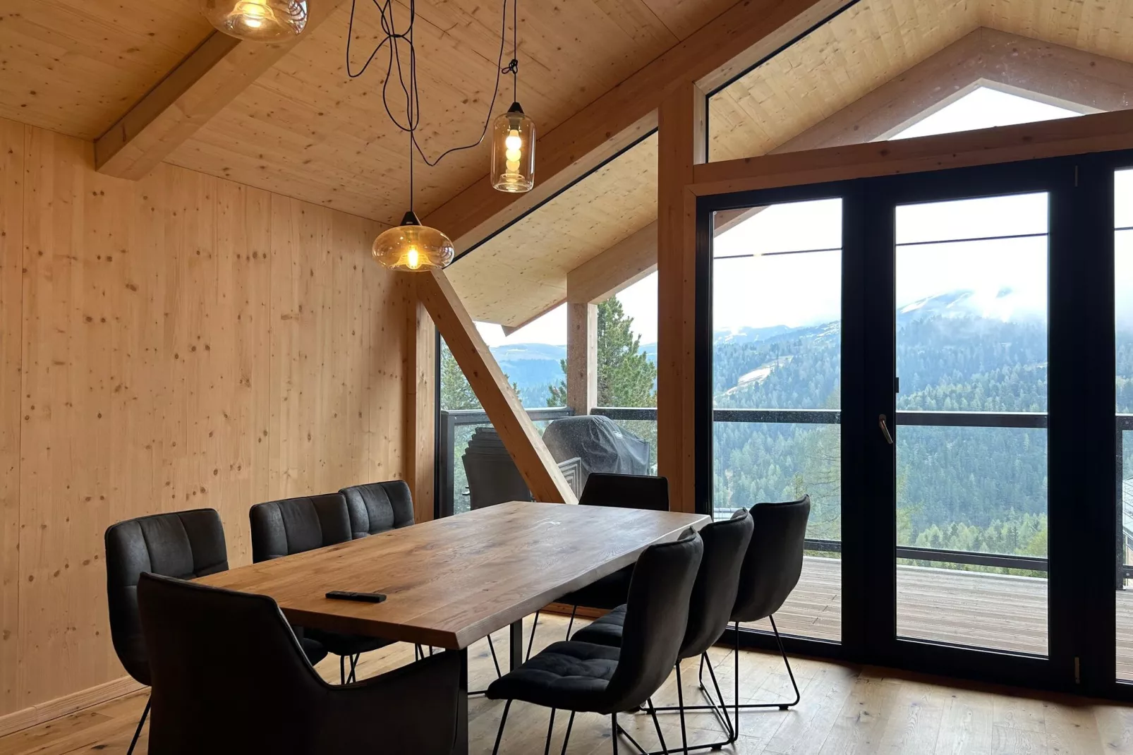 Naturchalets Turracher Höhe 5-Eetkamer