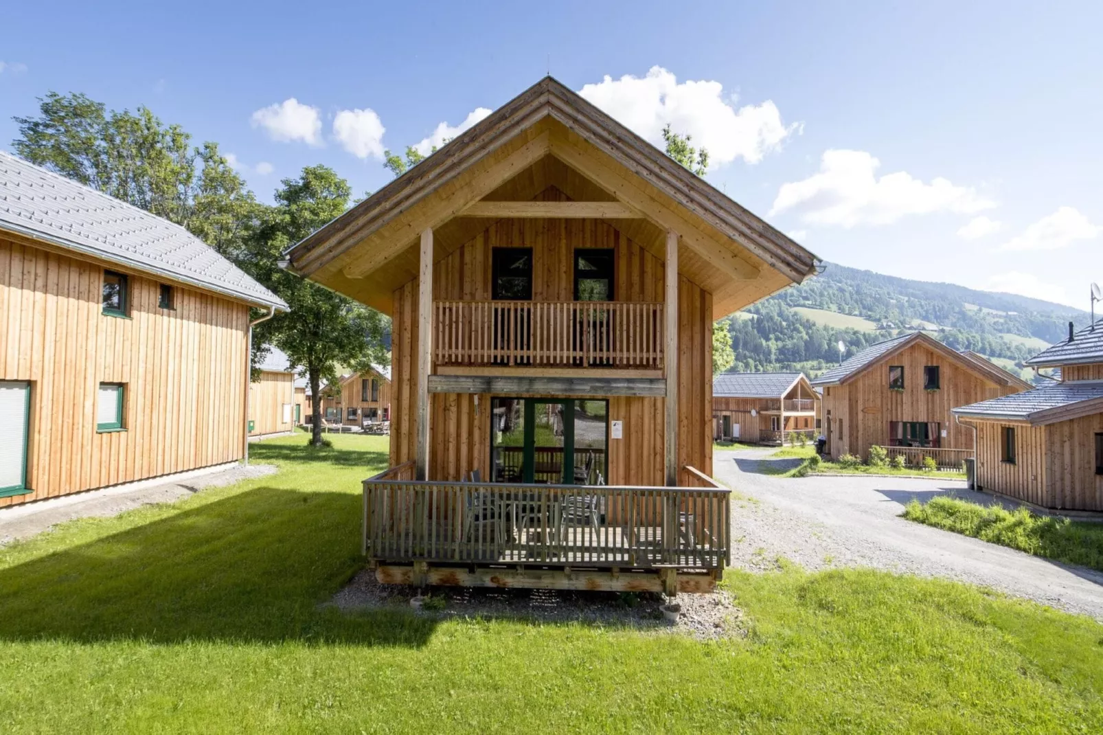 Kreischberg Chalets 9-Buitenkant zomer