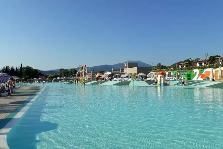 Sisan Family Resort Cisano di Bardolino - App 2 pax-Zwembad