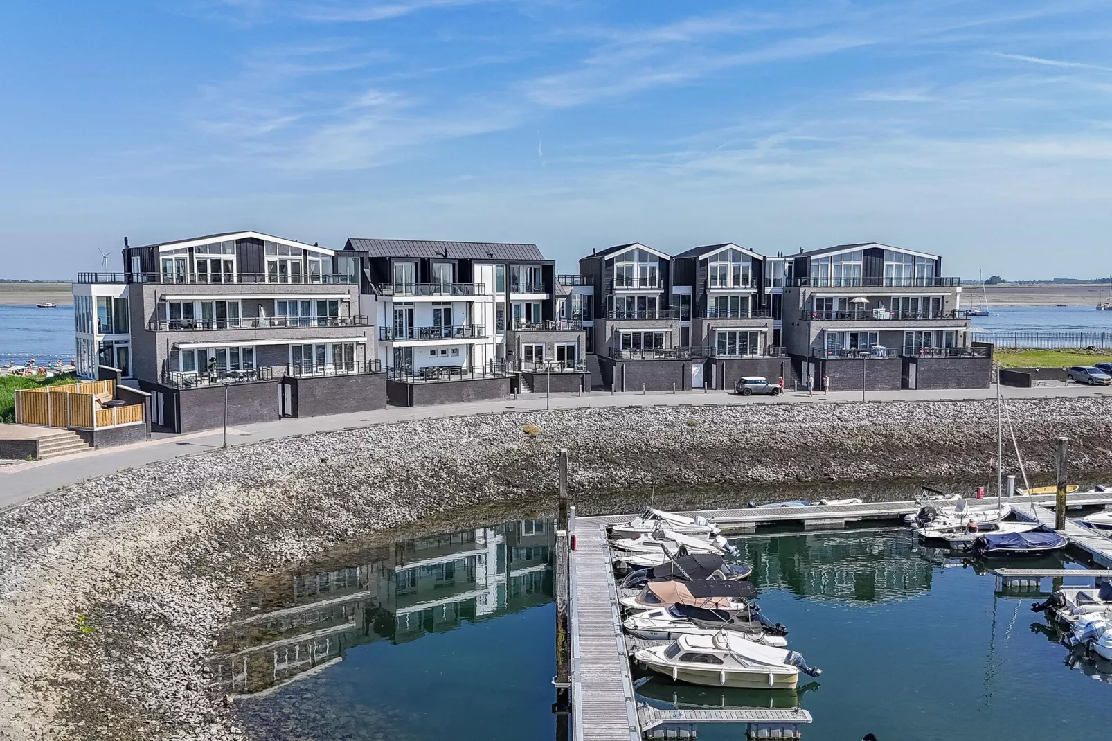 Luxe appartement Vista Maris - Havenweg 8-40  Sint-Annaland Oosterschelde-Buitenkant zomer