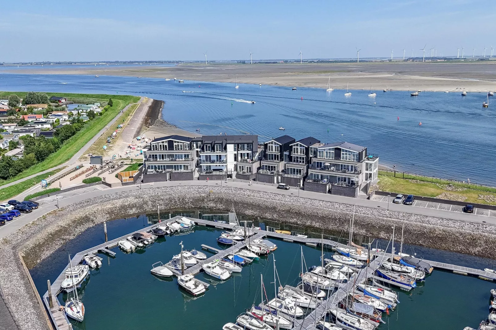 Luxe appartement Vista Maris - Havenweg 8-40  Sint-Annaland Oosterschelde-Buitenkant zomer