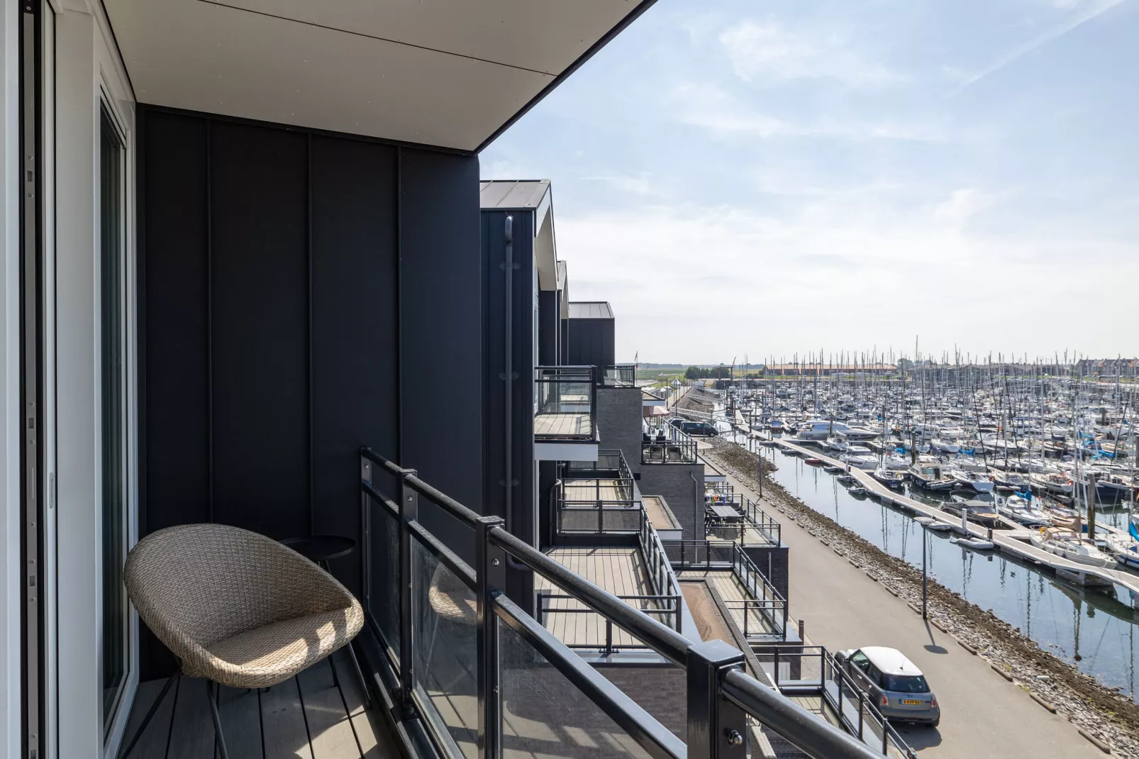 Luxe appartement Vista Maris - Havenweg 8-40  Sint-Annaland Oosterschelde-Terrasbalkon