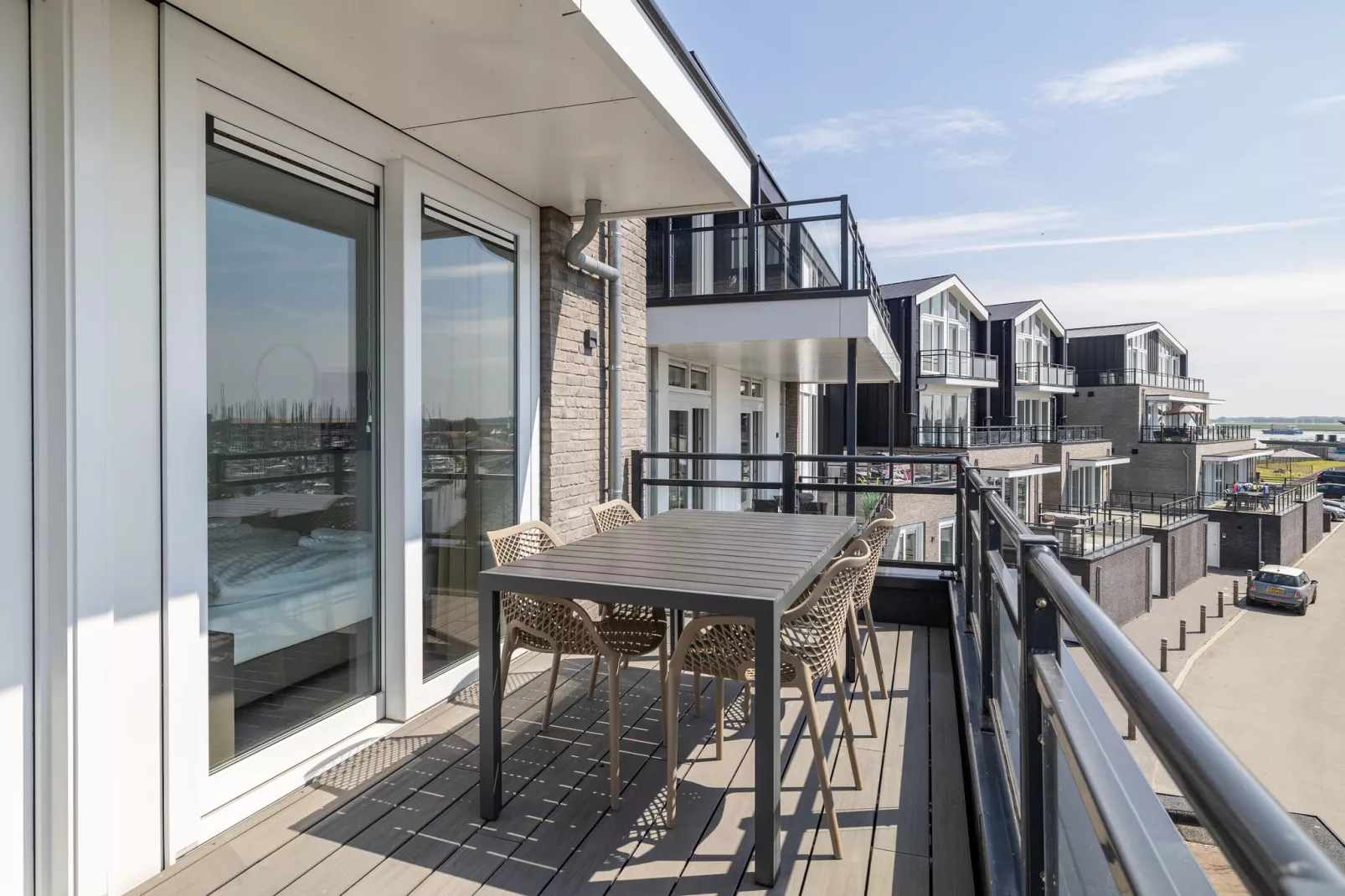 Luxe appartement Vista Maris - Havenweg 8-46  Sint-Annaland Oosterschelde-Terrasbalkon