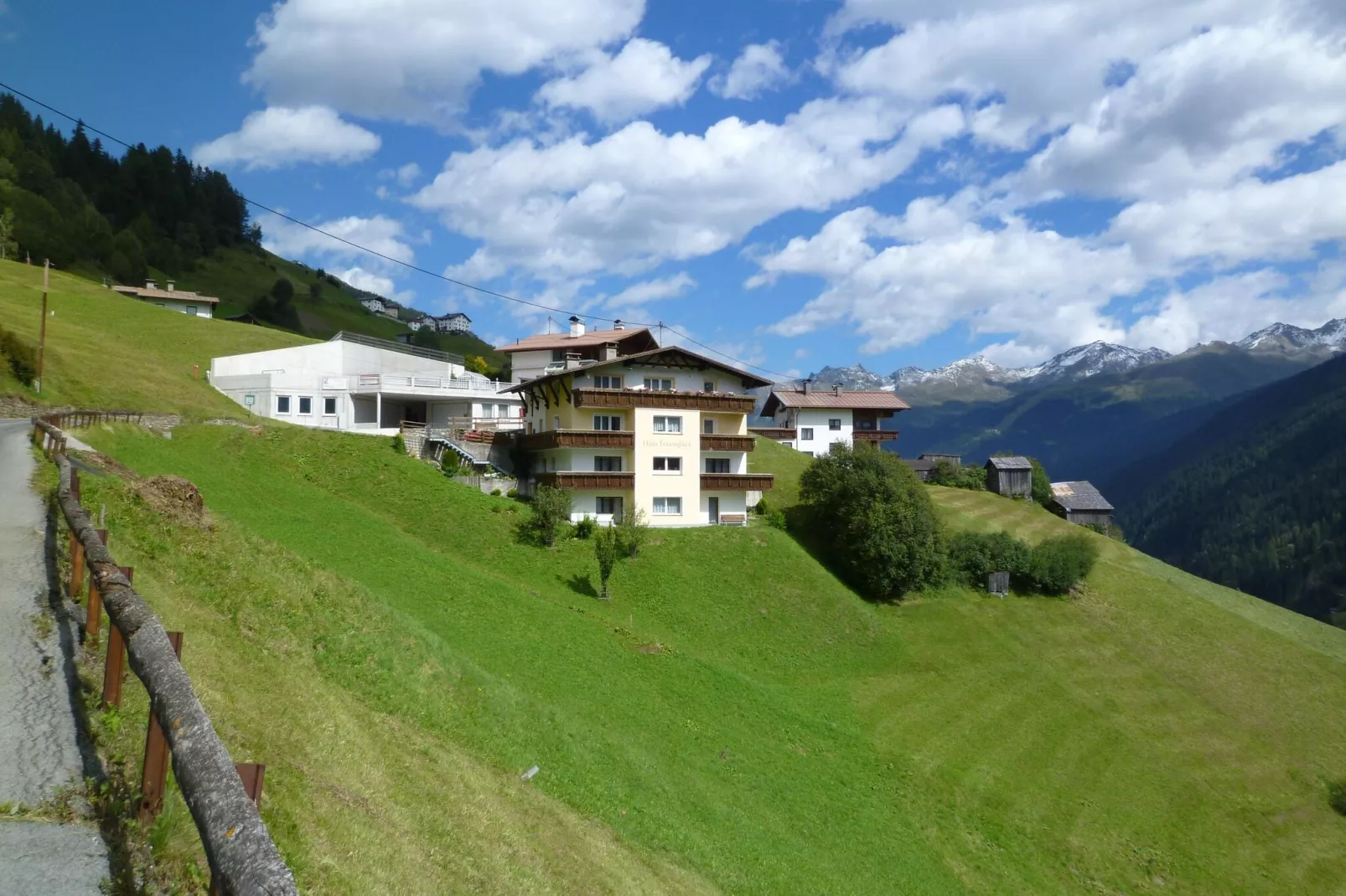 Haus Ferienglück-Buitenkant zomer