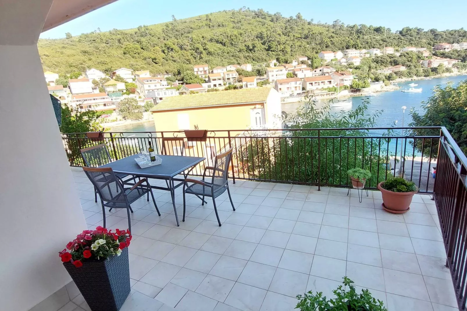 Apartment Dominik - Two Bedroom Apartment with Terrace and Sea View-Terras