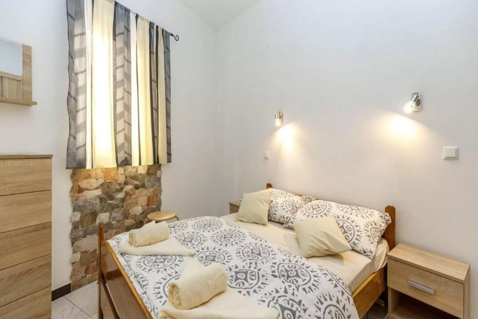 Apartment Senj - Superior Two bedroom Apartment with Terrace-Slaapkamer